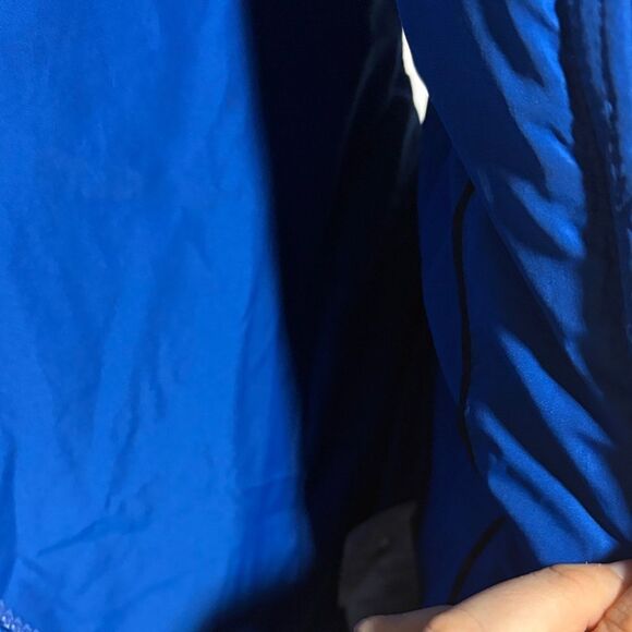 Hollister Cobalt Blue Puffer Vest - Picture 10 of 10